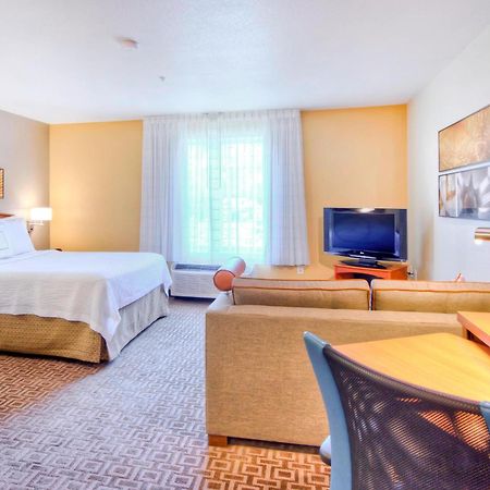 Towneplace Suites Raleigh Cary/Weston Parkway Kültér fotó