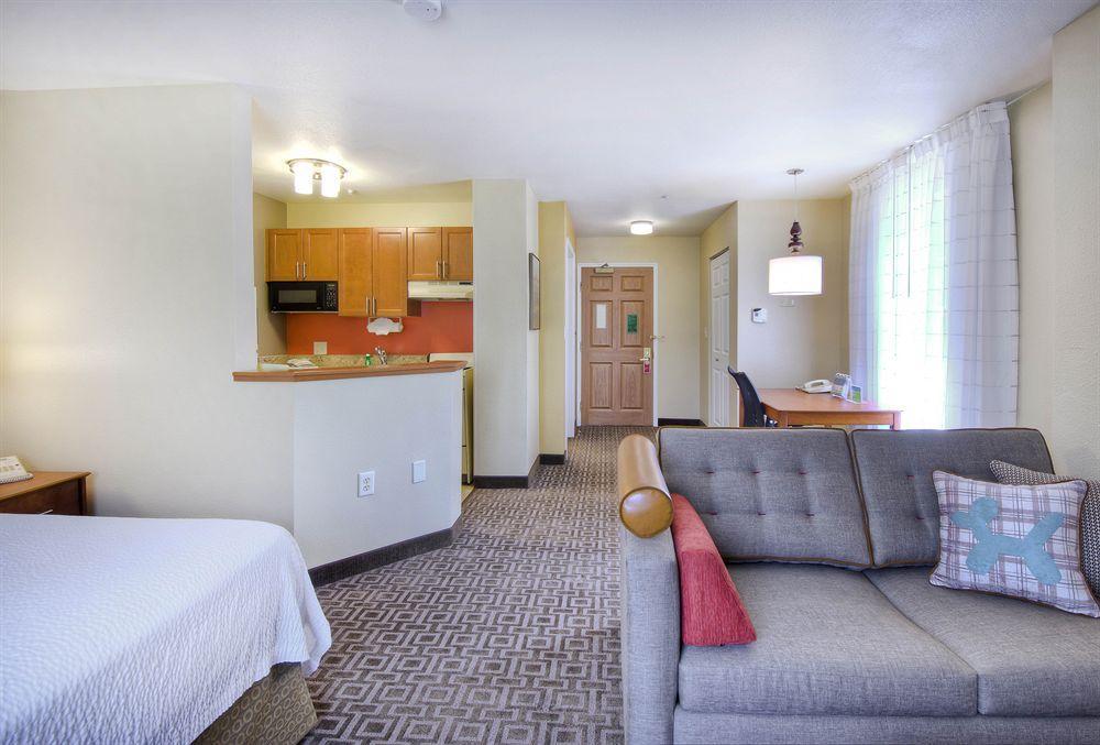 Towneplace Suites Raleigh Cary/Weston Parkway Kültér fotó