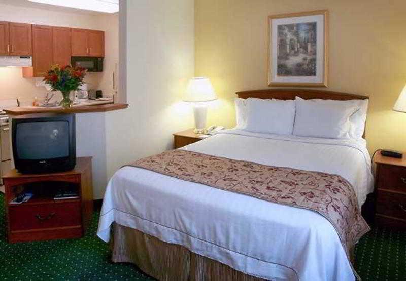 Towneplace Suites Raleigh Cary/Weston Parkway Szoba fotó