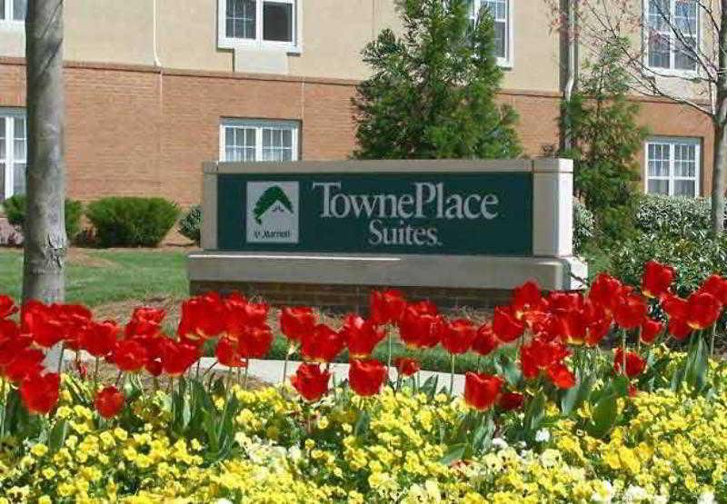 Towneplace Suites Raleigh Cary/Weston Parkway Kültér fotó